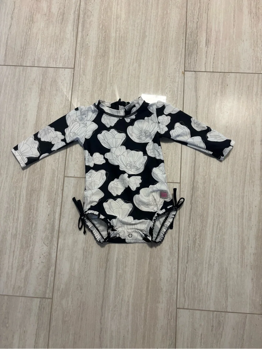 Ruffle Butts Baby Girl Black And White Floral Swim Suit Size 6-12 Months
